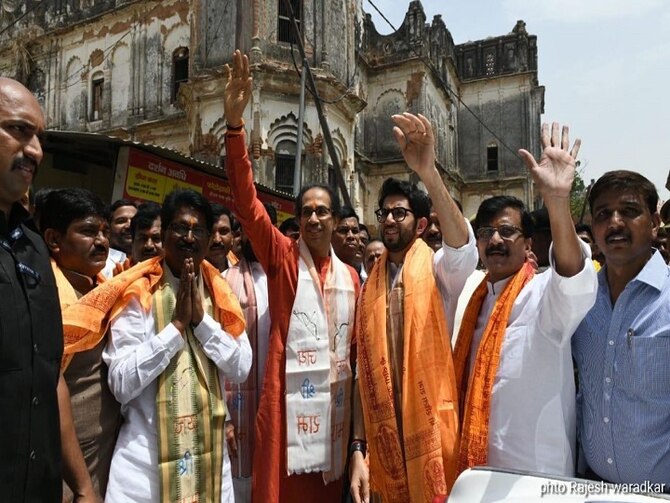 Uddhav Thackeray: राम मंदिर: भक्ति का समर्पण या राजनीति का रंग?