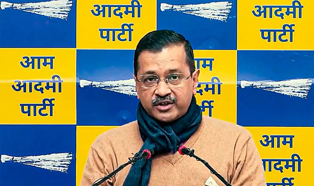 CM Kejriwal: के खिलाफ नई शिकायत, शराब घोटाला में समन पर आरोप