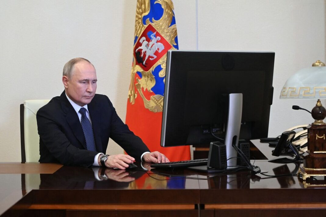 Russia Elections 2024: Putin's Historic Online Vote in 2024