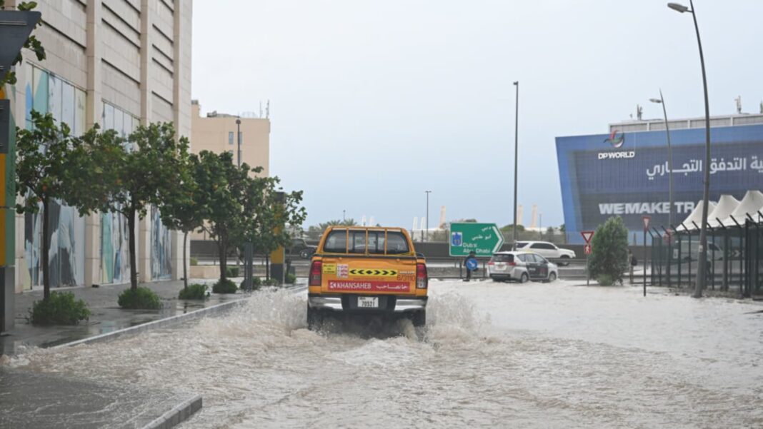 Unprecedented rainfall Dubai: 