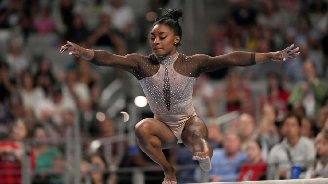 Simone Biles: 